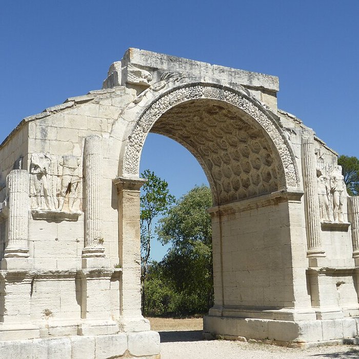 Photo de Arc de triomphe de Glanum à Saint-Rémy-de-Provence