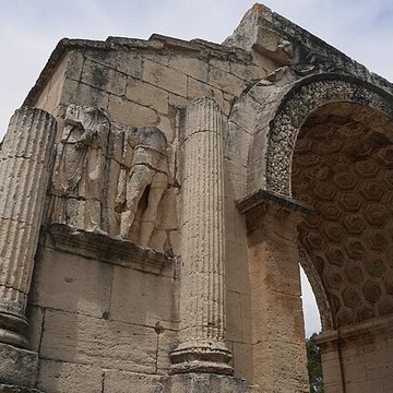 Arc de triomphe de Glanum à Saint-Rémy-de-Provence