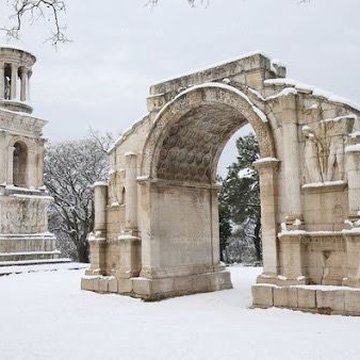 Arc de triomphe de Glanum à Saint-Rémy-de-Provence