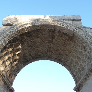 Arc de triomphe de Glanum à Saint-Rémy-de-Provence