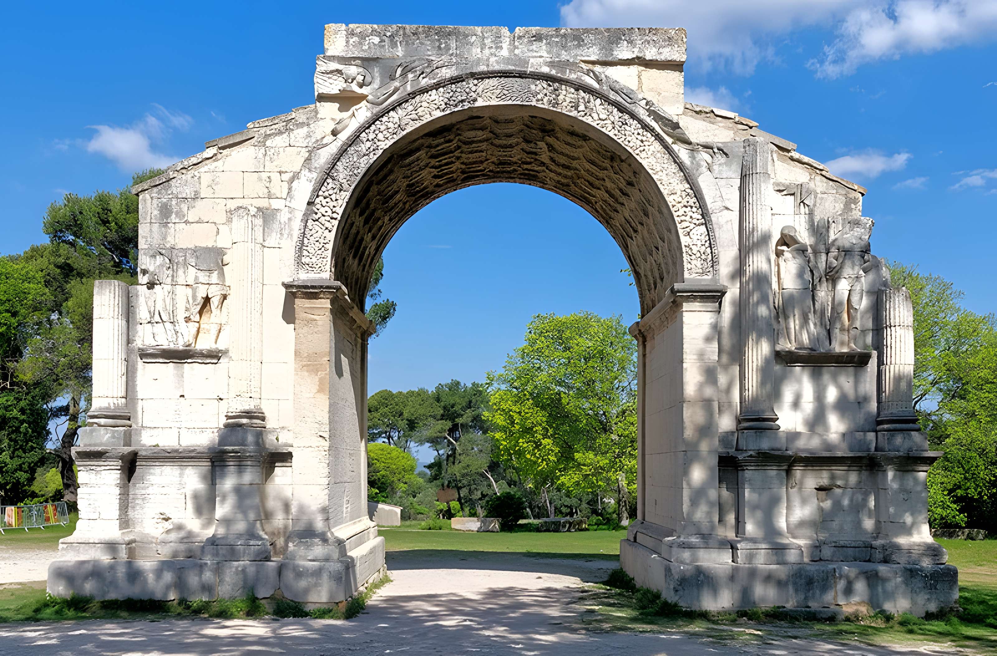 Arc de triomphe de Glanum à Saint-Rémy-de-Provence