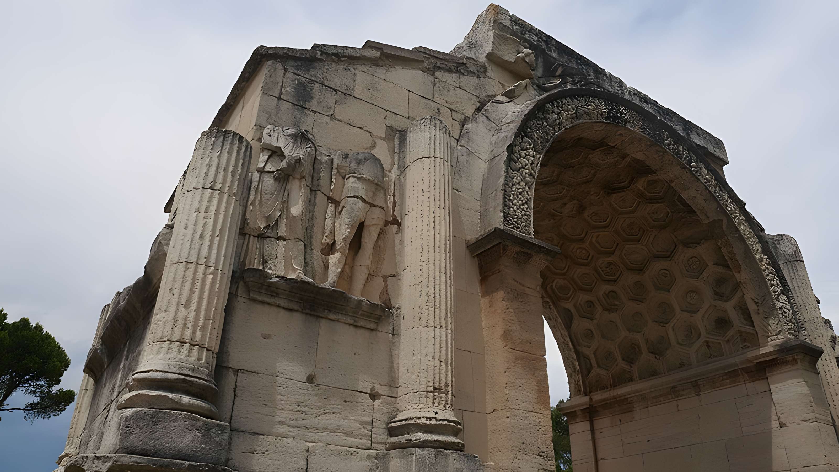 Arc de triomphe de Glanum à Saint-Rémy-de-Provence