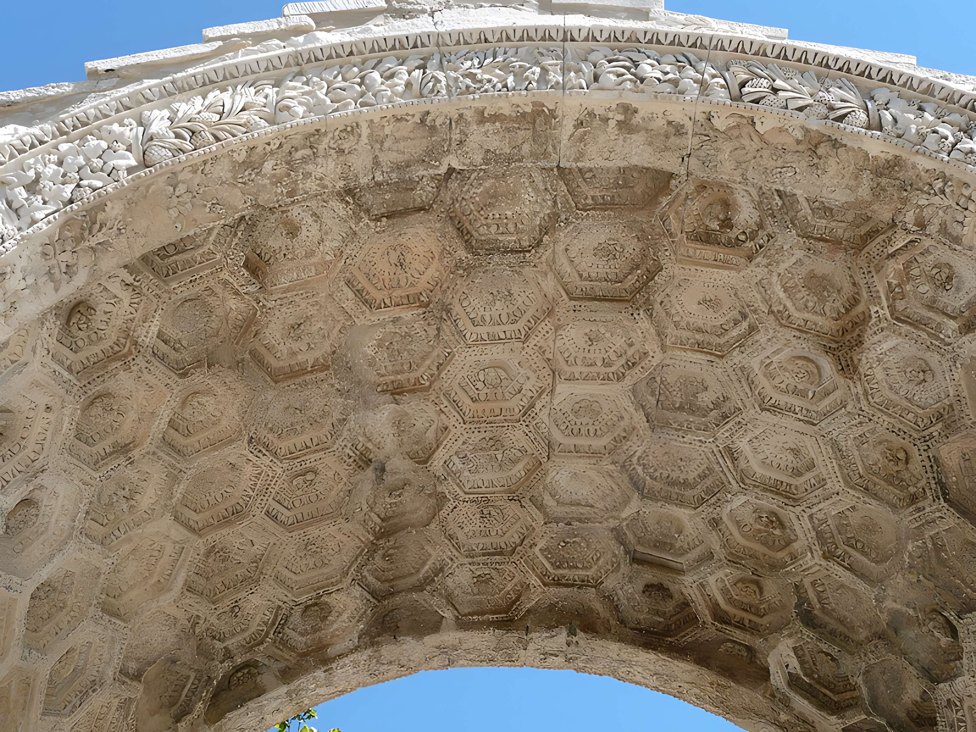 Arc de triomphe de Glanum à Saint-Rémy-de-Provence