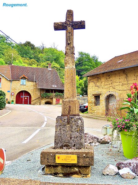 Photo de Croix du carrefour de la gendarmerie de Rougemont
