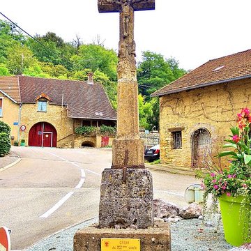 croix du carrefour de la gendarmerie de rougemont