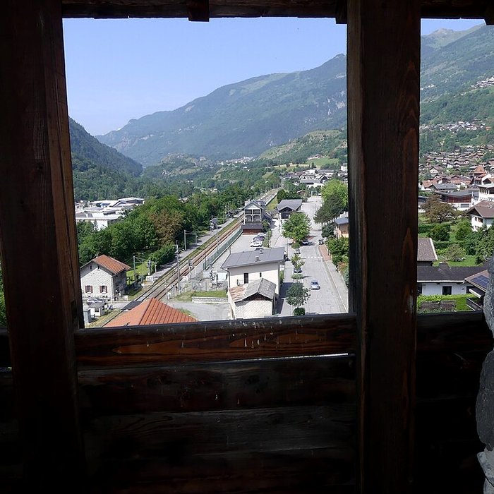 Photo de Tour de Montmayeur dAime