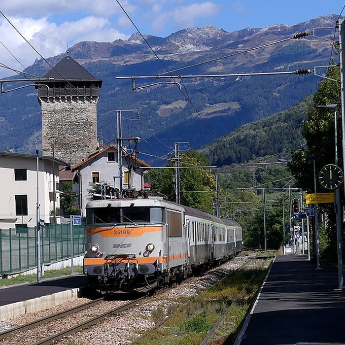 Photo de Tour de Montmayeur dAime