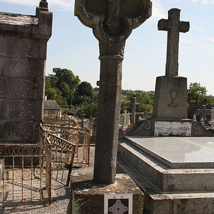Photo de Croix du cimetière de Bain-de-Bretagne