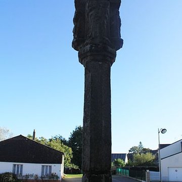 Croix du cimetière de Buléon