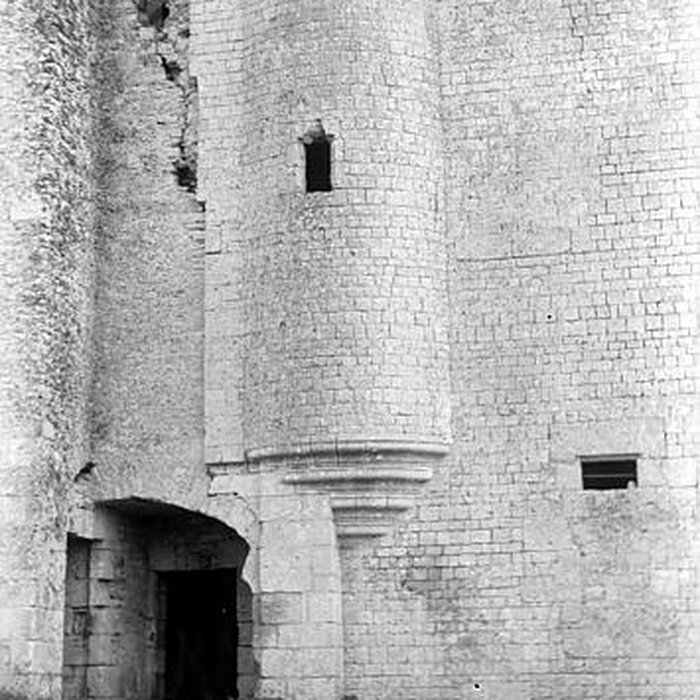 Photo de Tour de Moricq dAngles