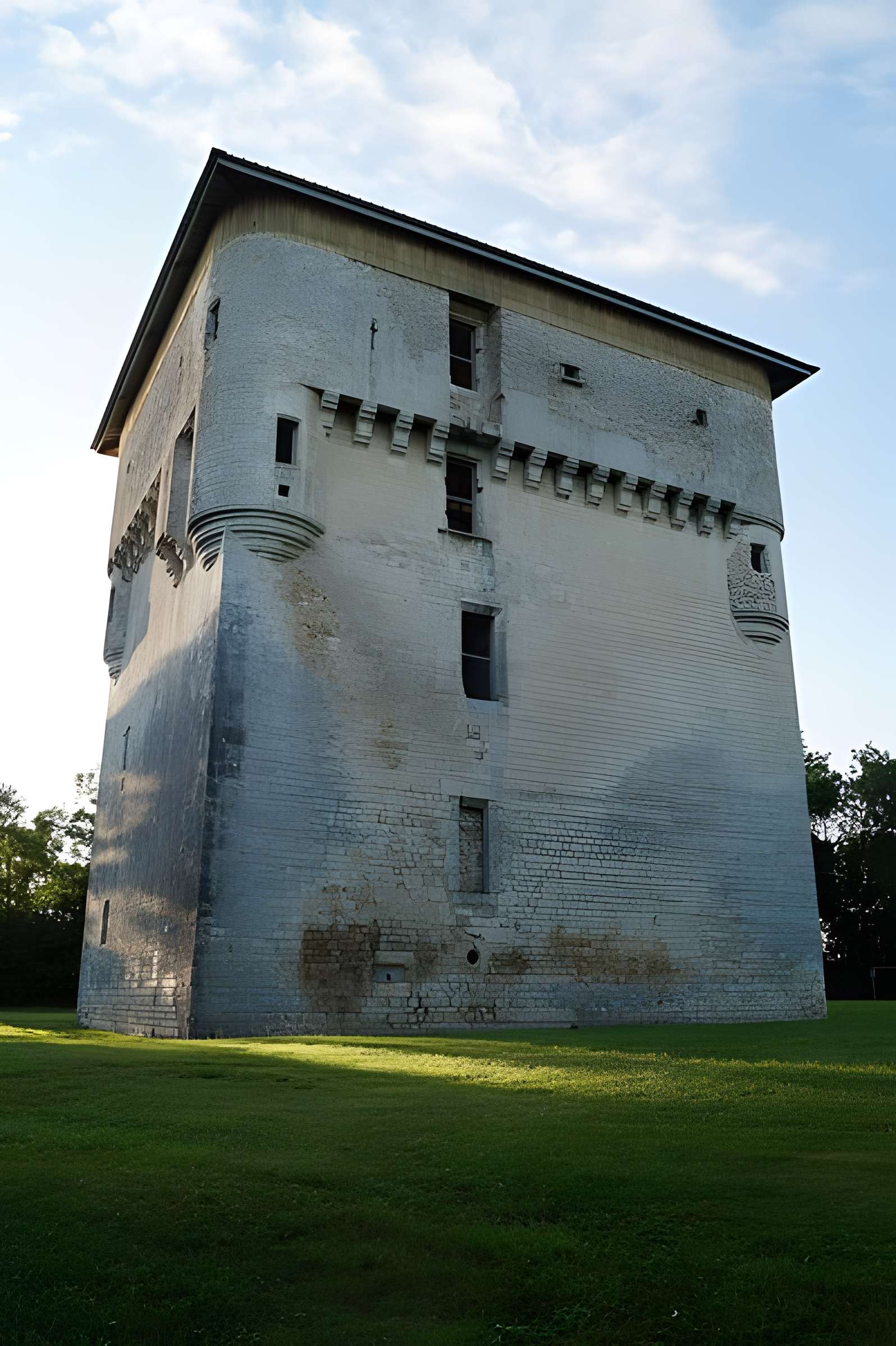 Tour de Moricq d'Angles