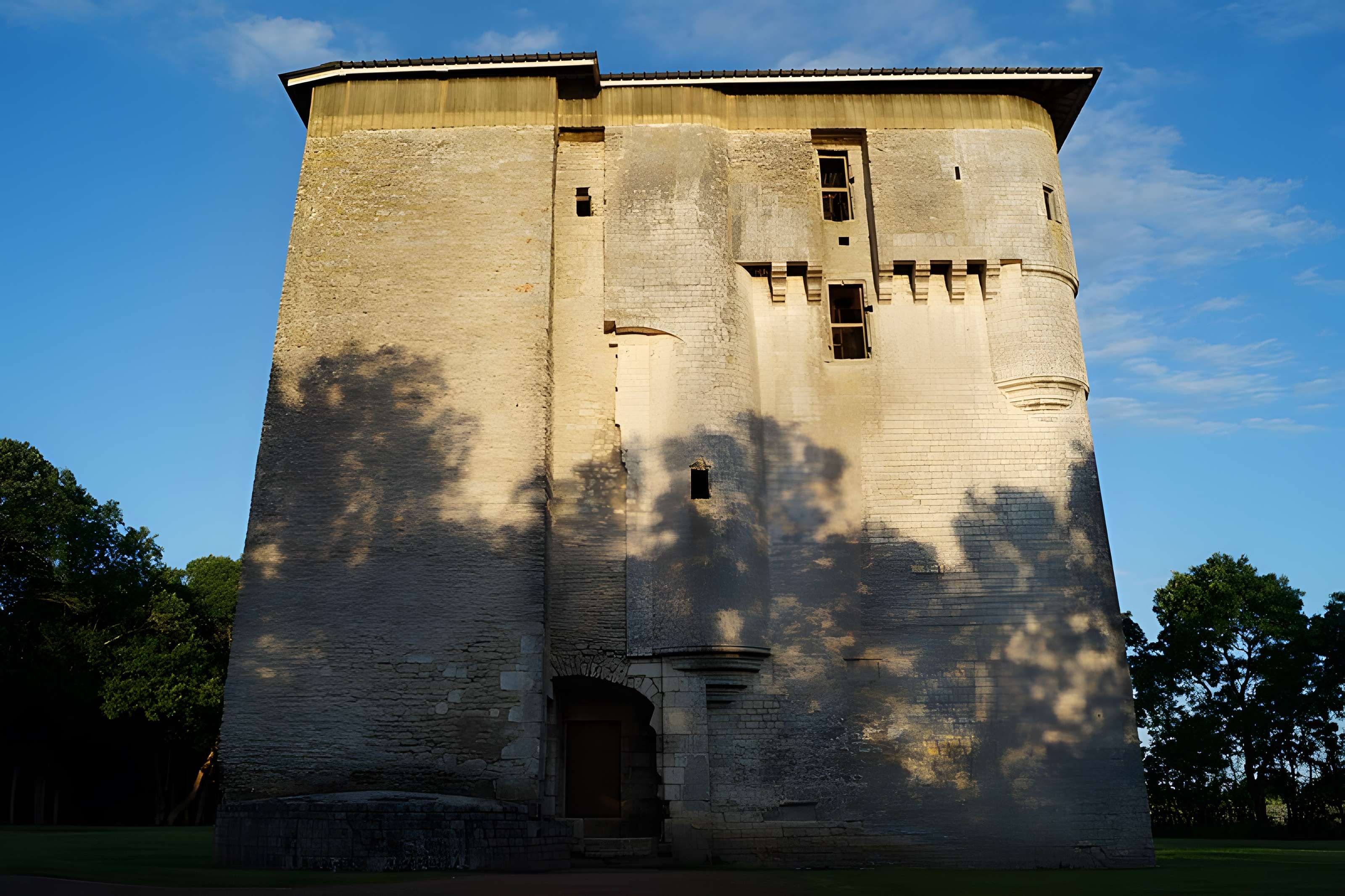 Tour de Moricq d'Angles