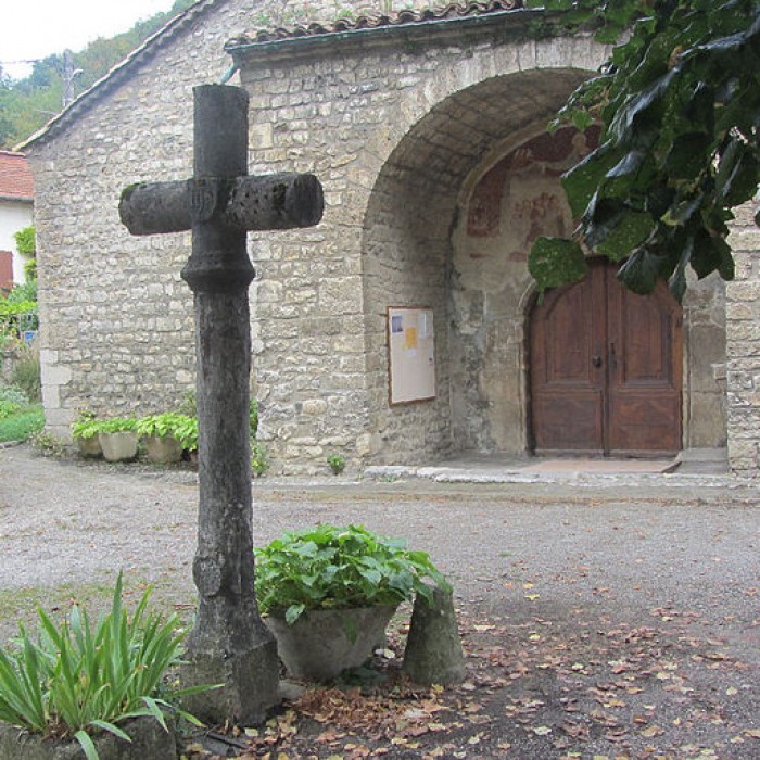 Photo de Croix du cimetière de Genevrey