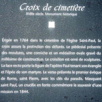Croix du cimetière de Grosne