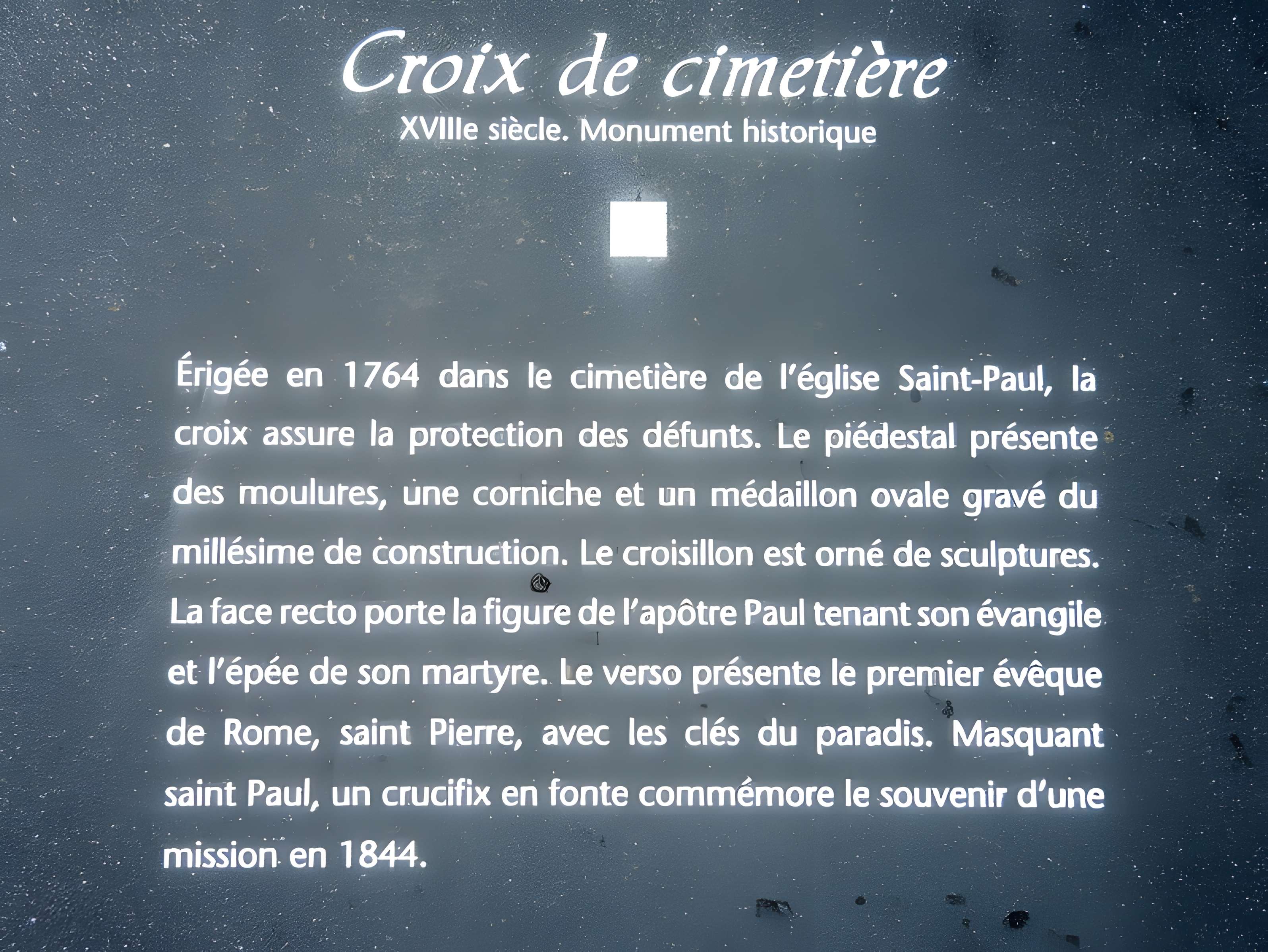 Croix du cimetière de Grosne