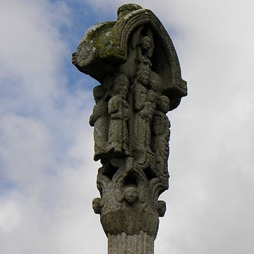 Croix du cimetière de Médréac