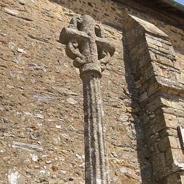 Croix du cimetière de Nouvoitou