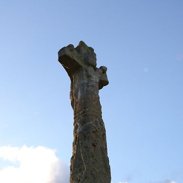 Croix du cimetière de Noyal-Châtillon-sur-Seiche