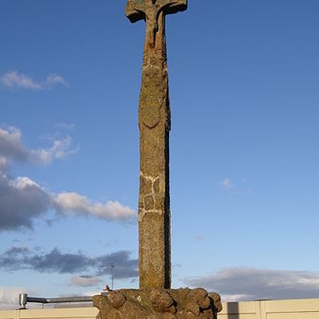Croix du cimetière de Noyal-Châtillon-sur-Seiche