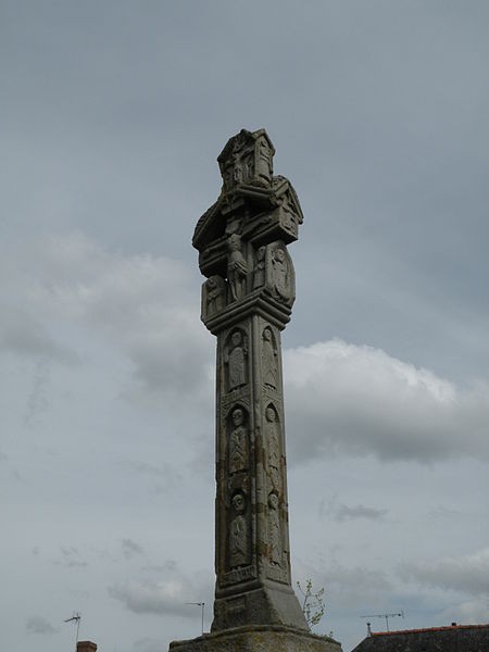 Photo de Croix du cimetière de Pléchâtel