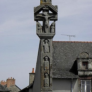 Croix du cimetière de Pléchâtel