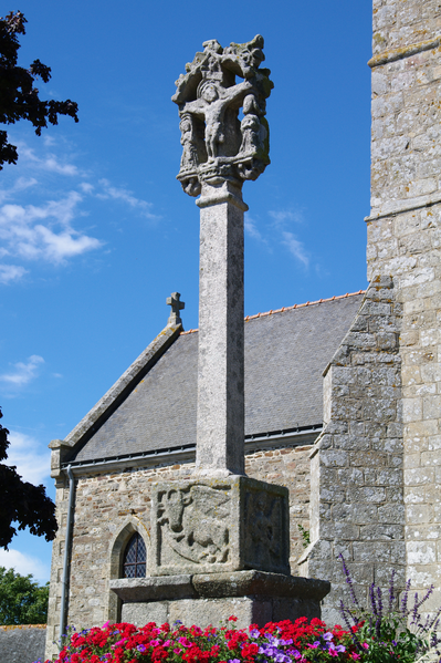 Photo de Croix du cimetière de Plestan