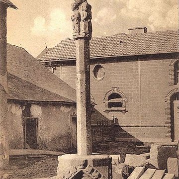 Croix du cimetière de Saint-Méen-le-Grand