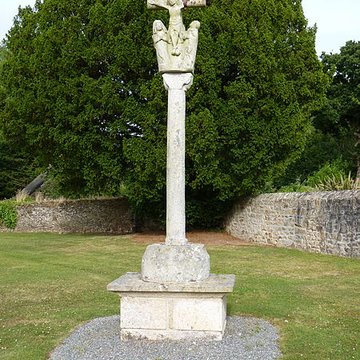 Croix du cimetière de Treffrin