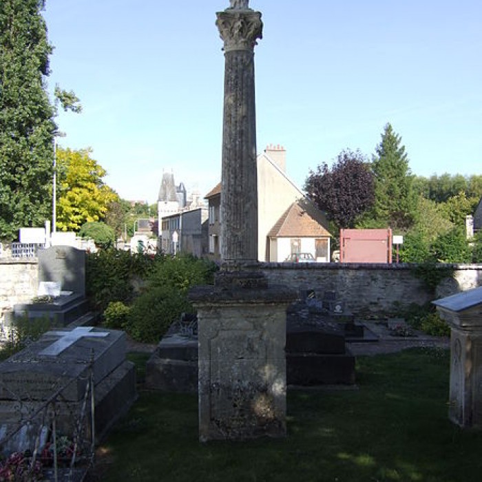 Photo de Croix du cimetière de Verson