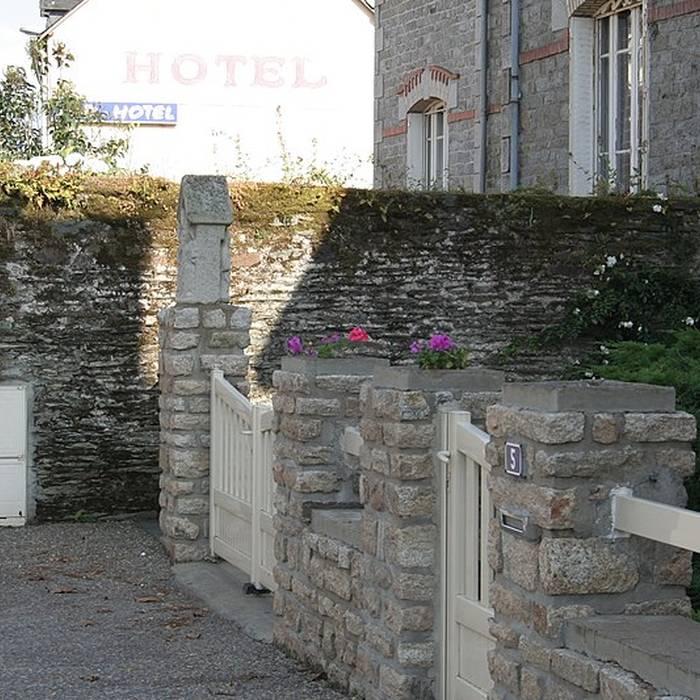 Photo de Croix du faubourg Saint-Michel de Malestroit