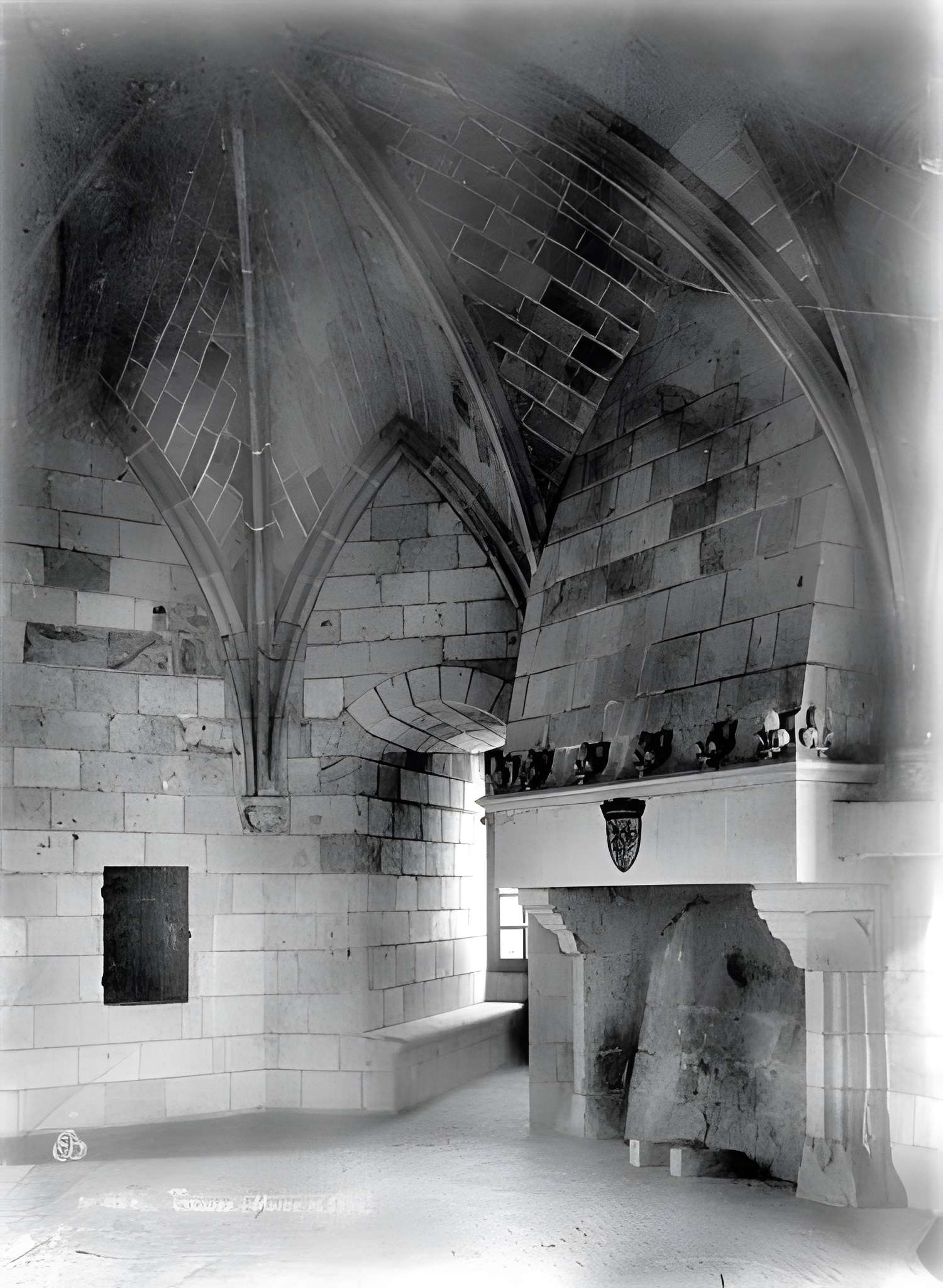 Tour de Trèves de Chênehutte-Trèves-Cunault