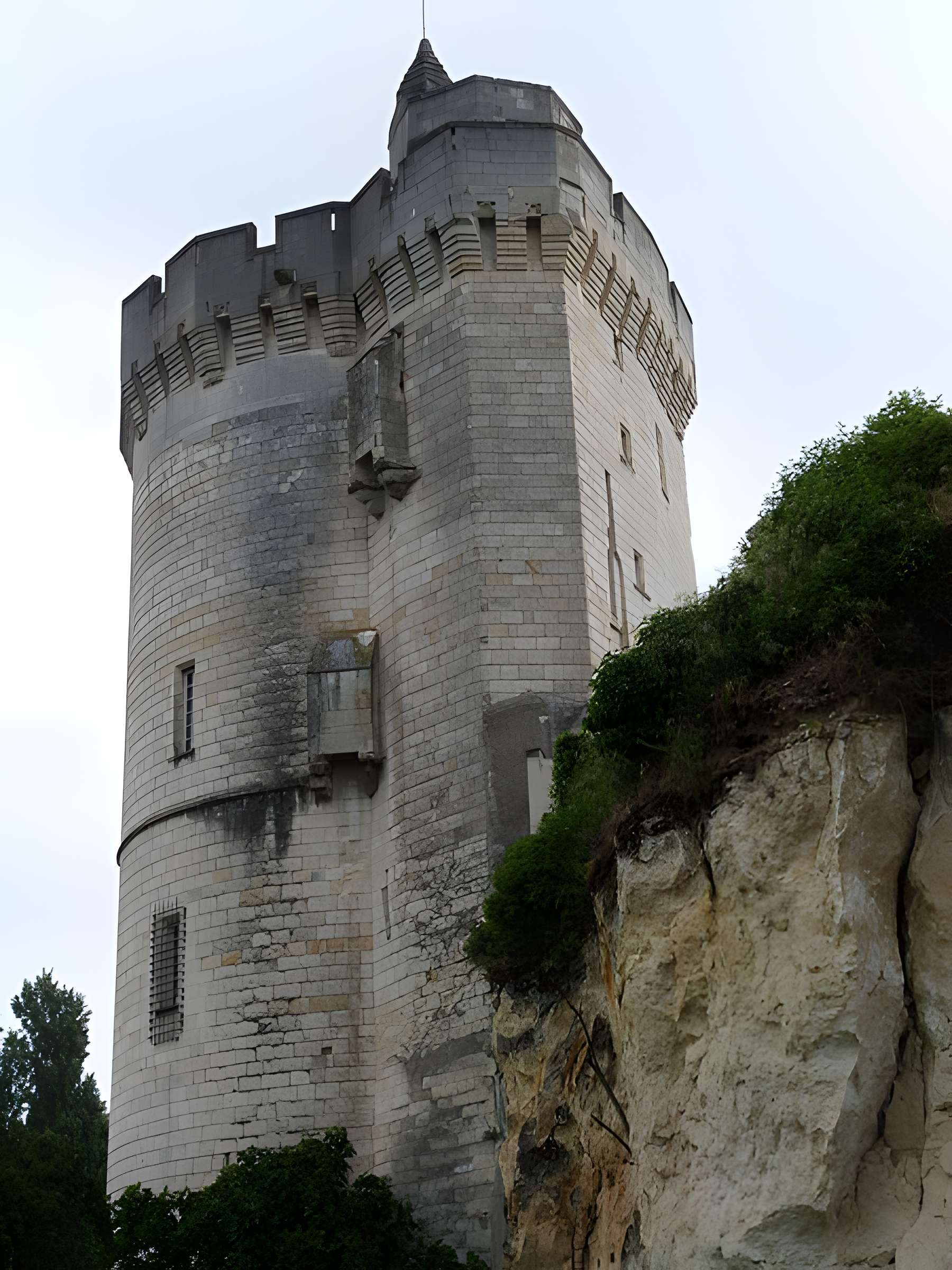 Tour de Trèves de Chênehutte-Trèves-Cunault