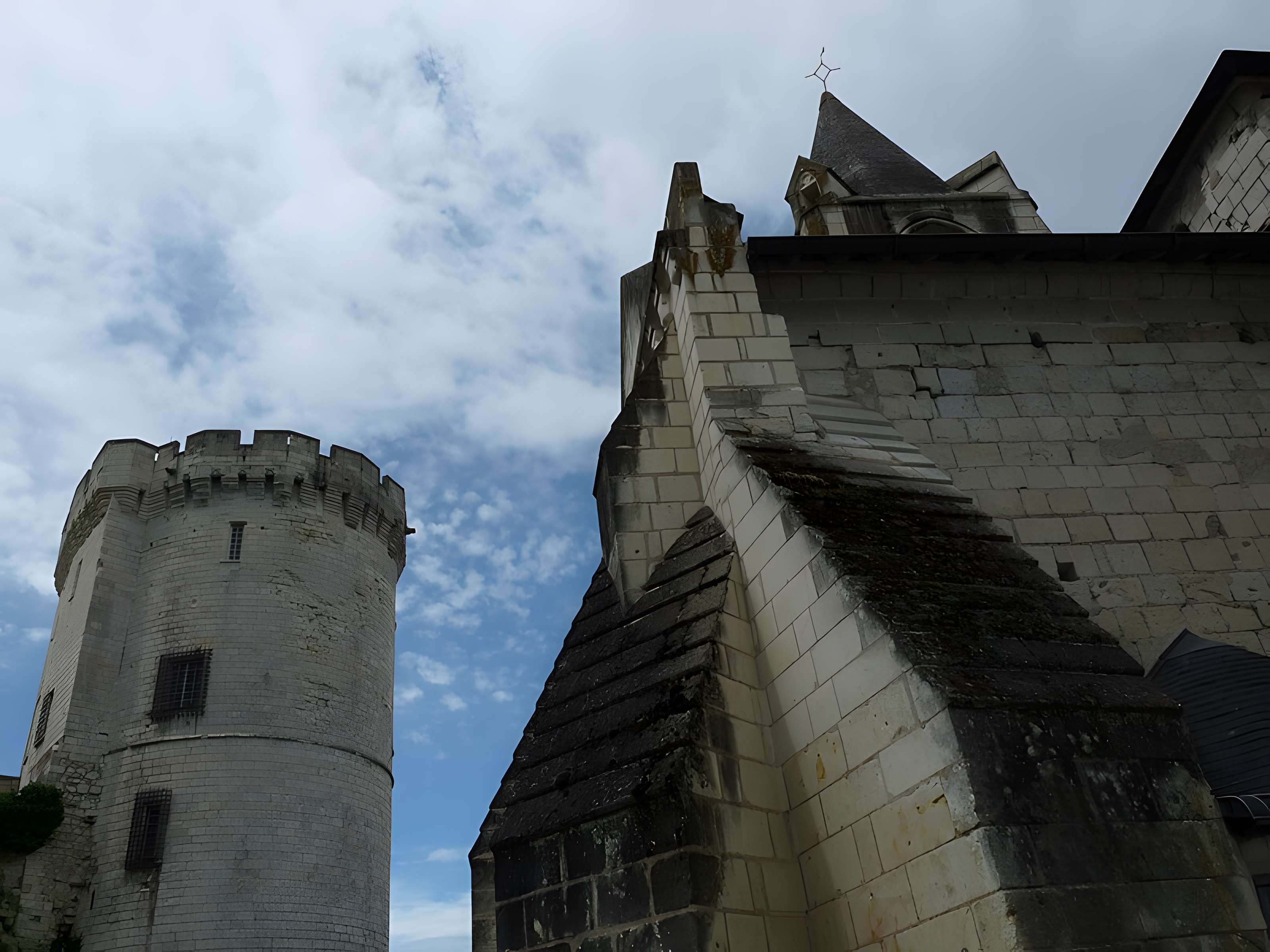 Tour de Trèves de Chênehutte-Trèves-Cunault