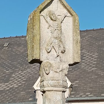 Croix du Point du Jour de Saint-Allouestre