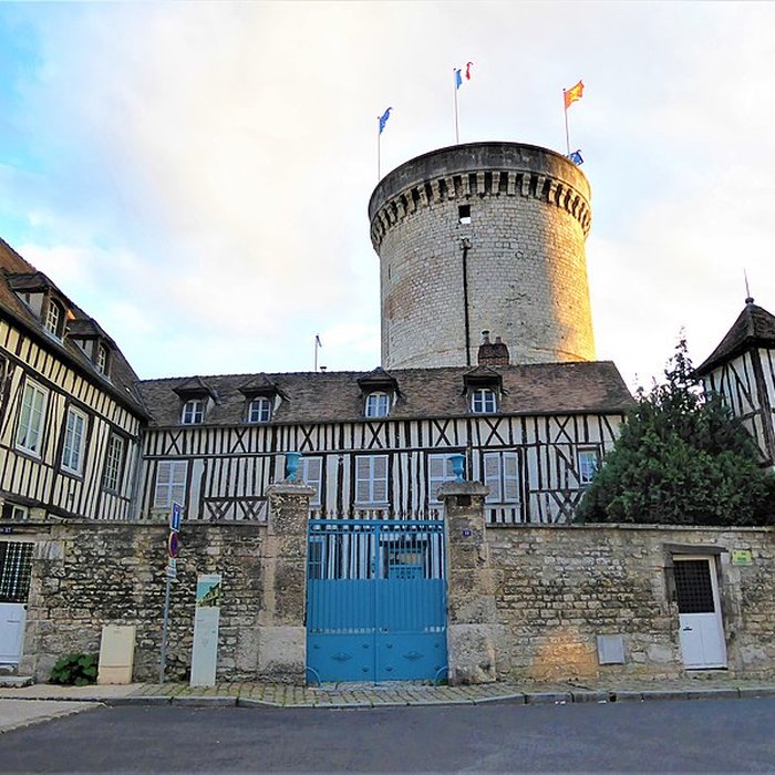 Photo de Tour des archives de Vernon