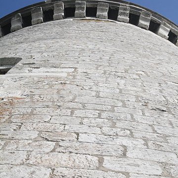 Tour des archives de Vernon