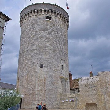Tour des archives de Vernon