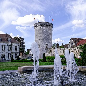 Tour des archives de Vernon
