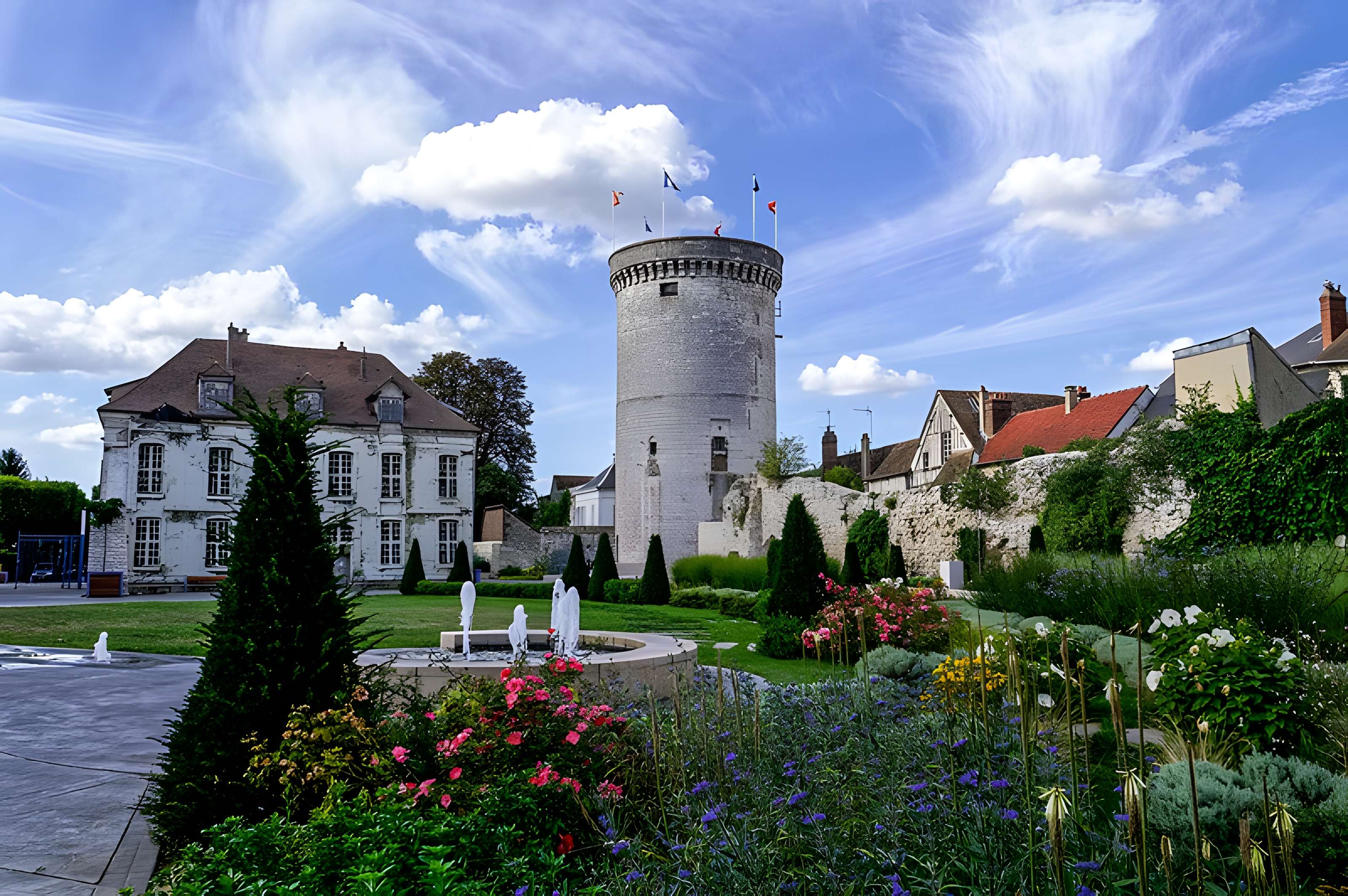 Tour des archives de Vernon