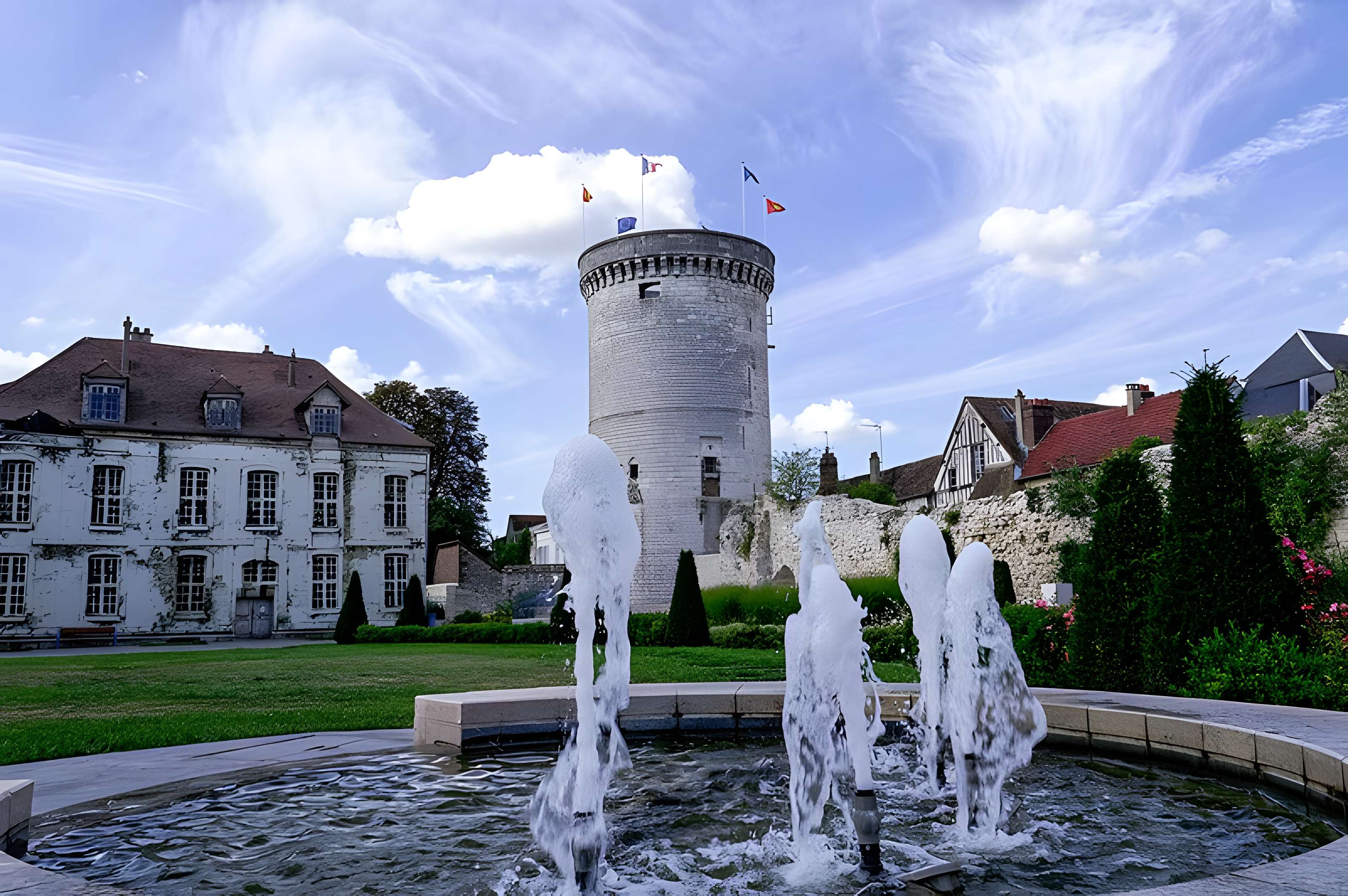 Tour des archives de Vernon