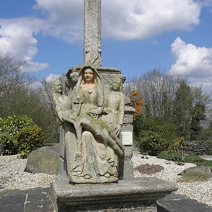 Photo de Croix du xviie siècle de Plussulien