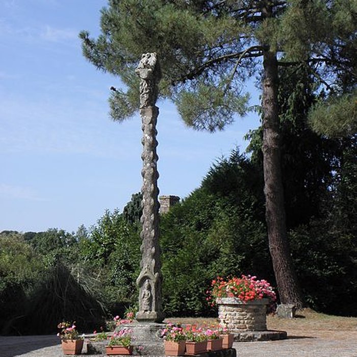 Photo de Croix du xviiie siècle de Plémet