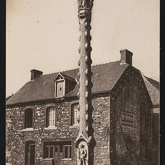 Photo de Croix du xviiie siècle de Plémet