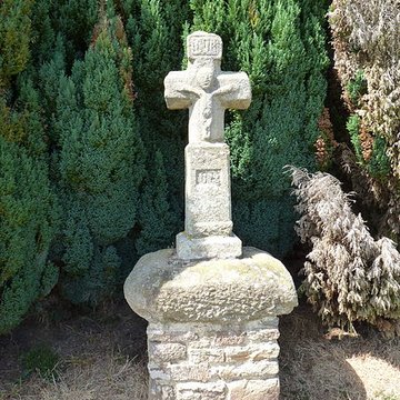 Croix du xviiie siècle de Plémet