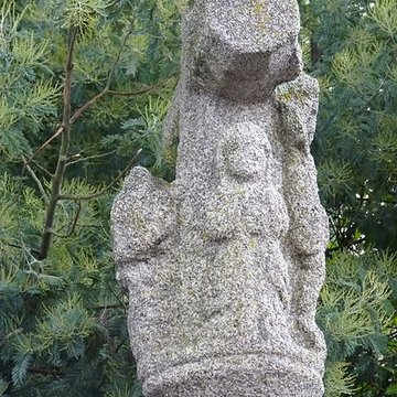 Croix du xviiie siècle de Saint-Caradec