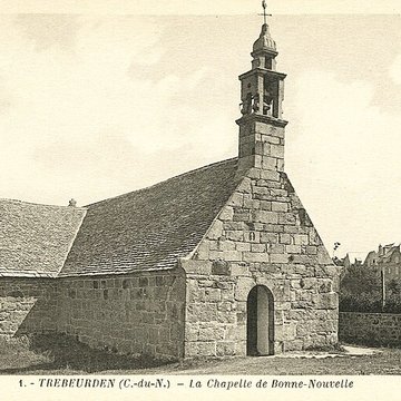 Croix en granit du xviie siècle de Trébeurden