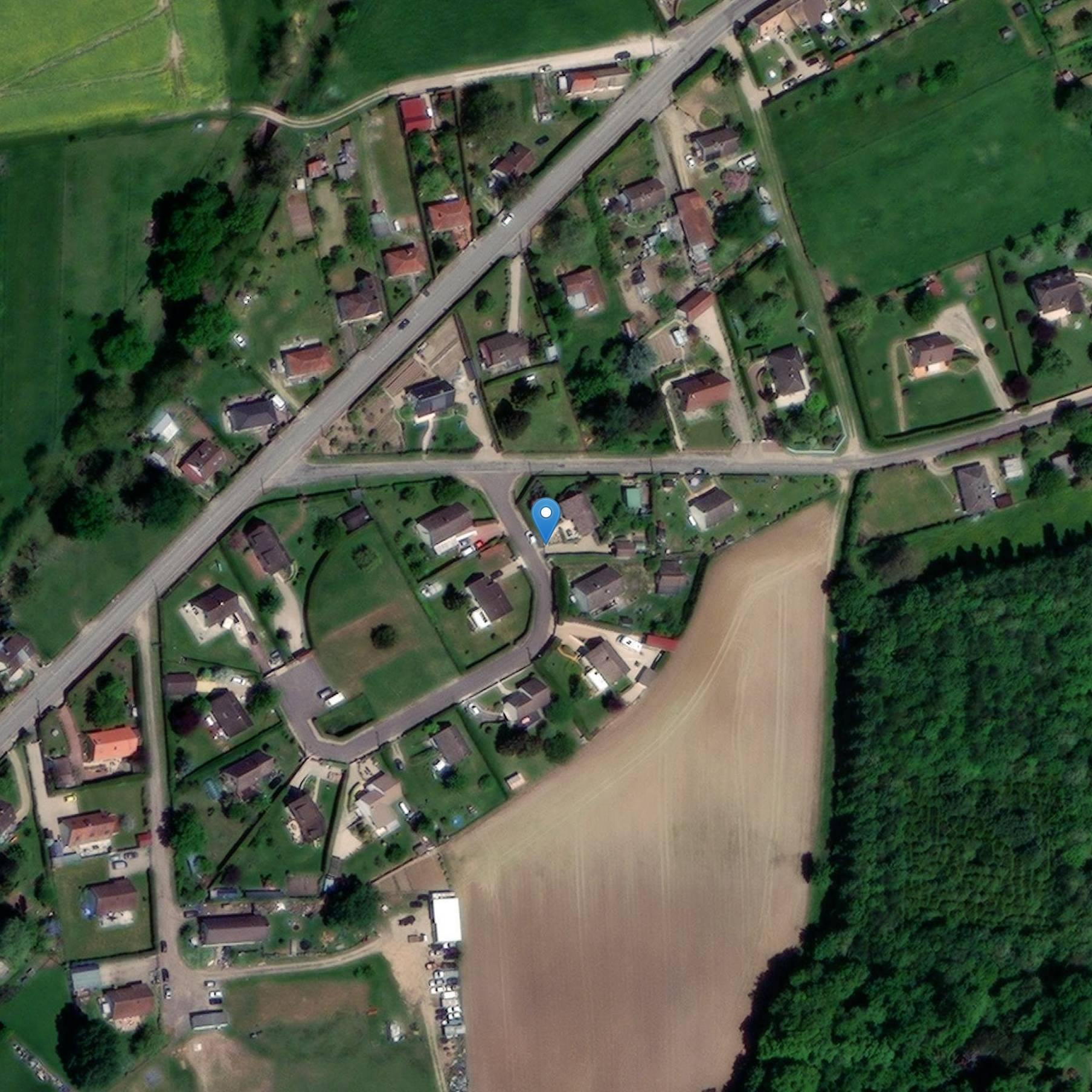 Photo de モンテールの十字架と優先