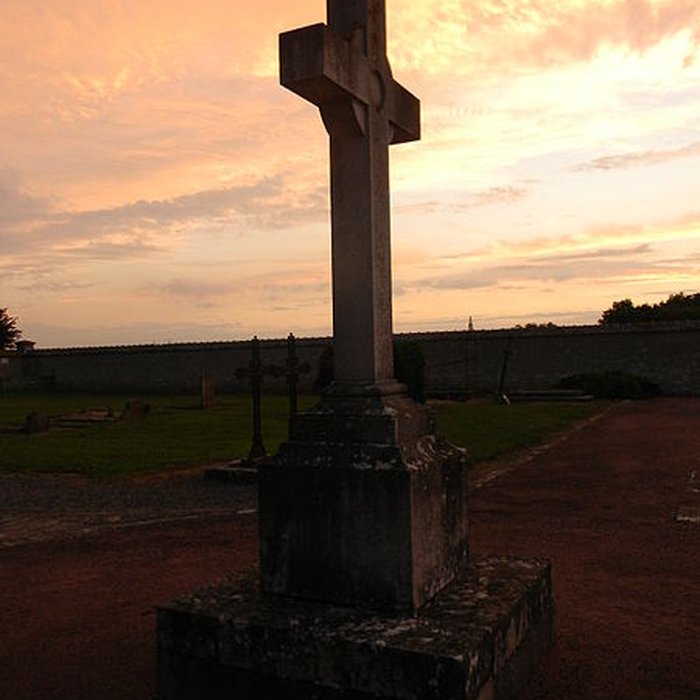 Photo de Croix hosannière de La Madeleine-sur-Loing