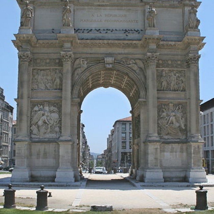 Photo de Porte dAix : larc de triomphe