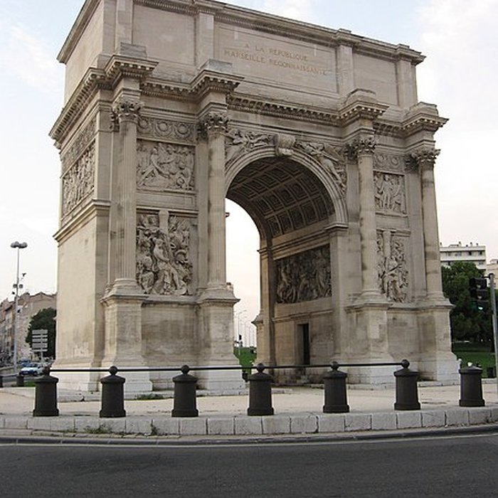 Photo de Porte dAix : larc de triomphe